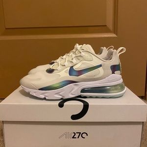 Air Max 270 React 20 Men’s 7/Women’s 8.5